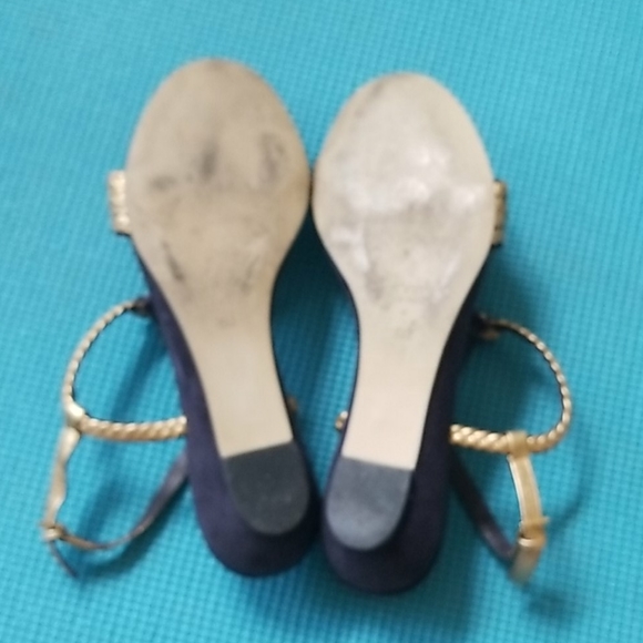 Kate Spade super cute low wedge sandals - Picture 4 of 4